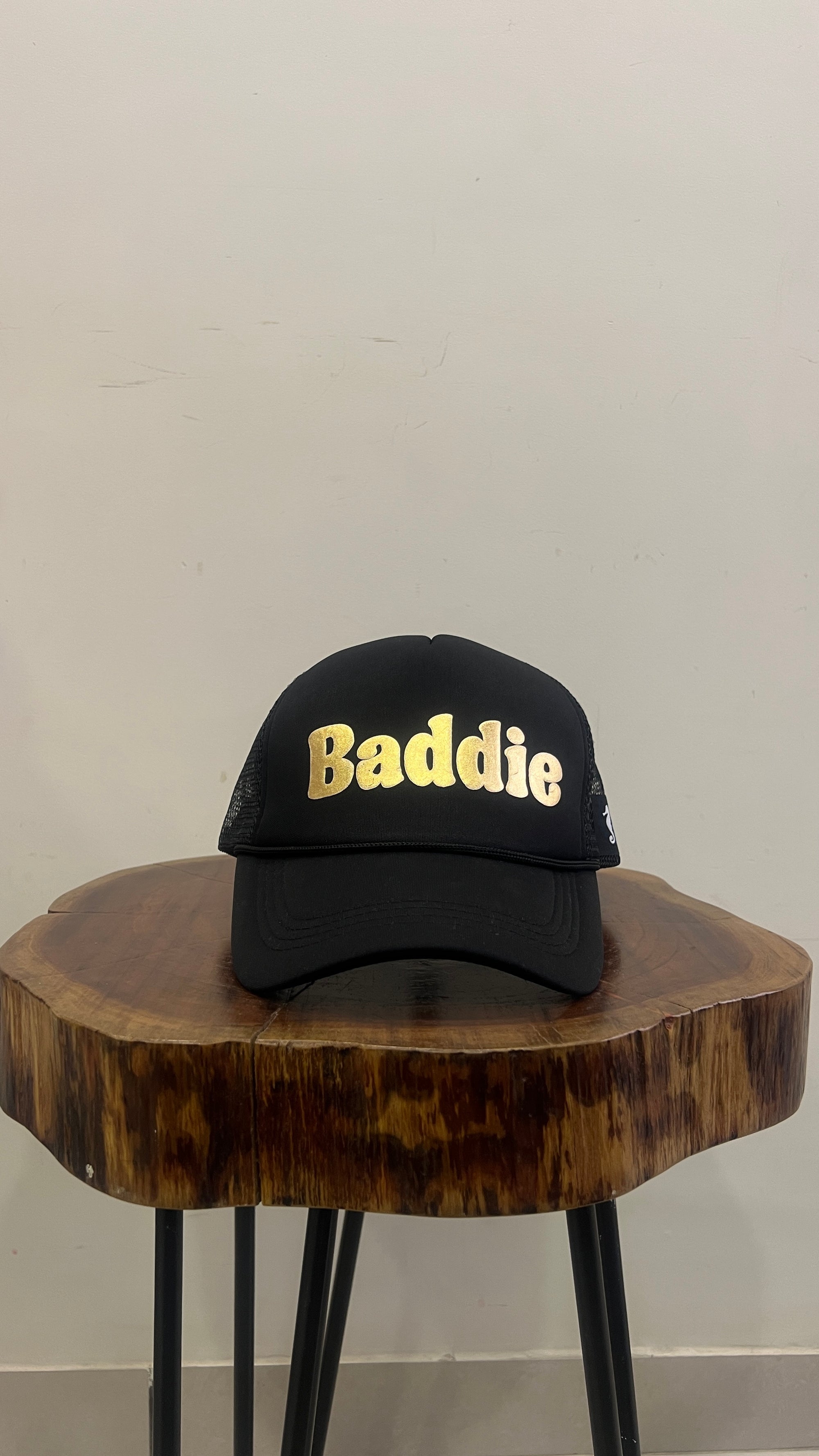Baddie - Mesh Trucker CaP